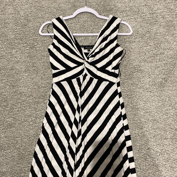 Spense maxi dress - Picture 2 of 3